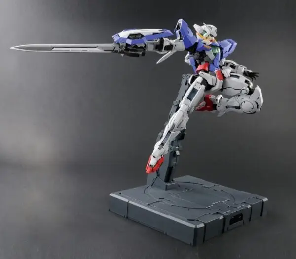 PG 1/60 Gundam Exia - Image 4