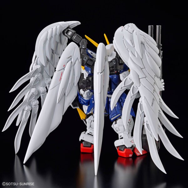 Bandai MGSD Wing Gundam Zero EW - Image 3
