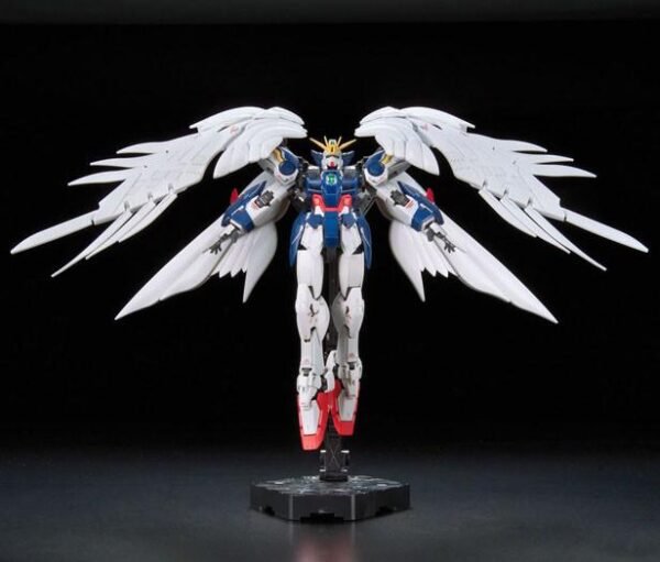 RG 1/144 #17 Wing Gundam Zero (EW) - Image 6