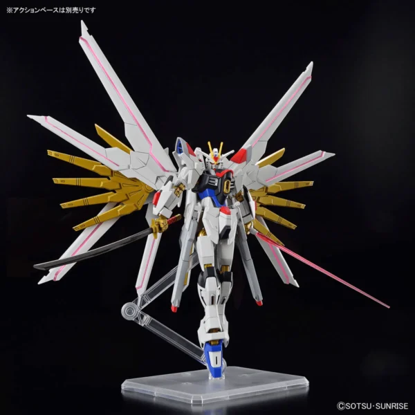 HG Seed Mighty Strike Freedom Gundam - Image 2