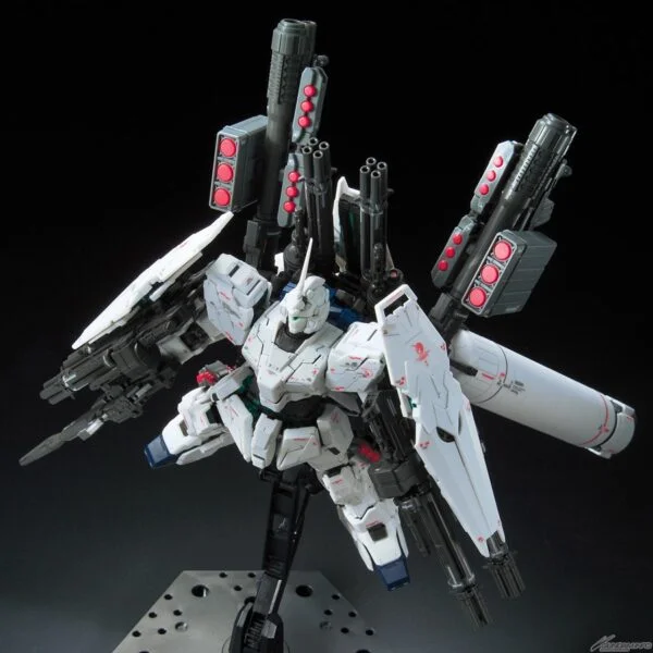 RG Full Armor Unicorn Gundam - Image 7